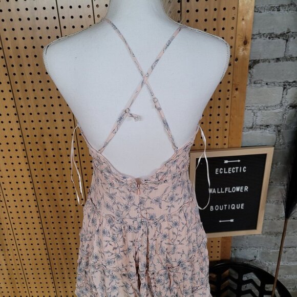 Love Tree Pink and Blue Floral Flowy dress - Picture 3 of 5